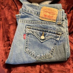 Levis 542 Low Flare